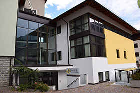 Falegnameria Endrizzi - Serramenti, balconi in legno