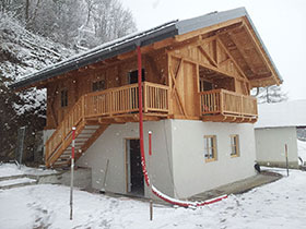 Falegnameria Endrizzi - Serramenti, balconi in legno